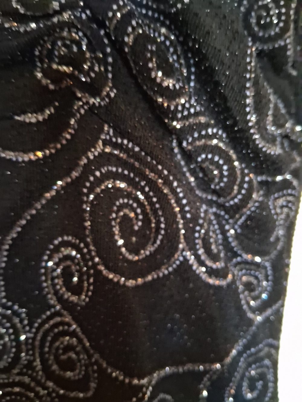 Dressbarn COLLECTION Black Sparkle Swirl Cap Sleeve Top - Picture 5 of 13